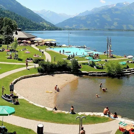 Sunny Alpine By The Slopes * Kaprun